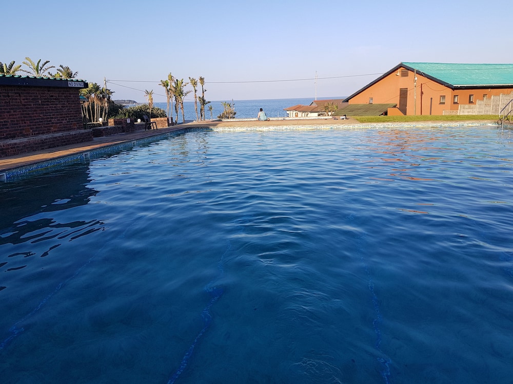 Port Edward Holiday Resort 40/50