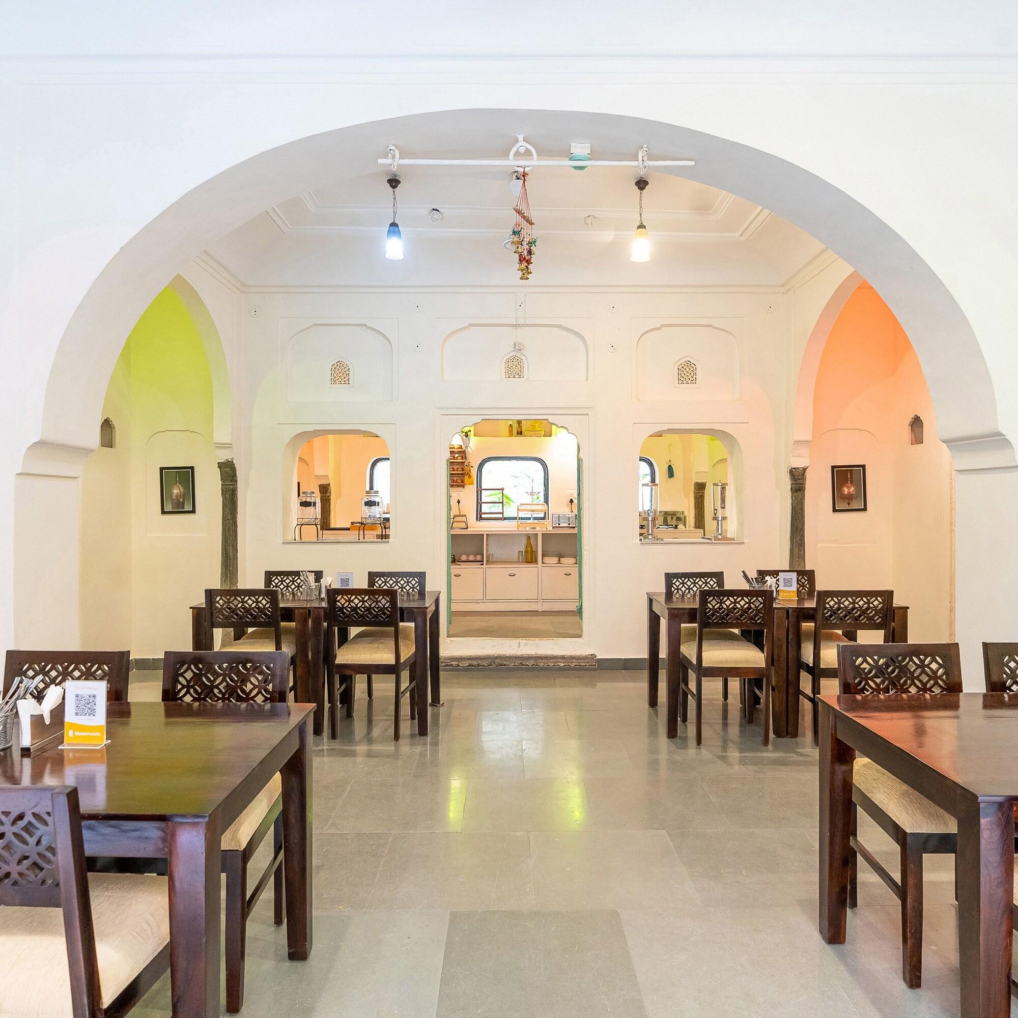 Bloom Boutique - Chelon Haveli 41/47