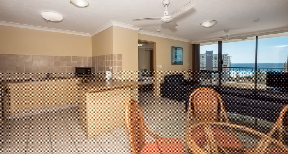 ARISTOCRAT APARTMENTS. 27/50