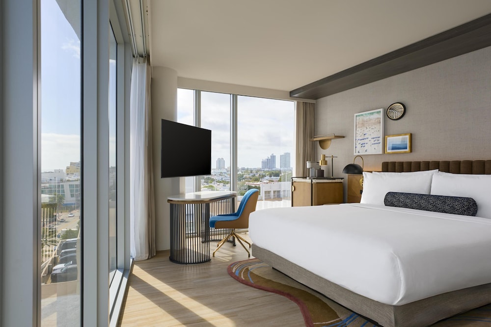 Hyatt Centric South Beach Miami 12/65