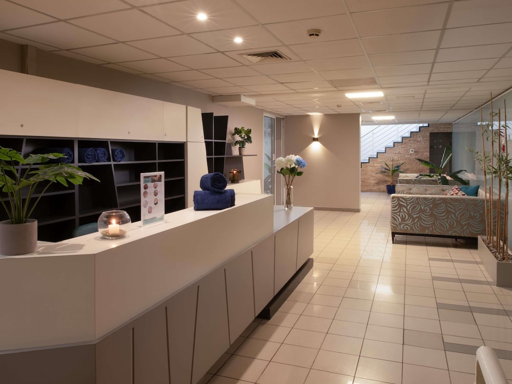 lobby