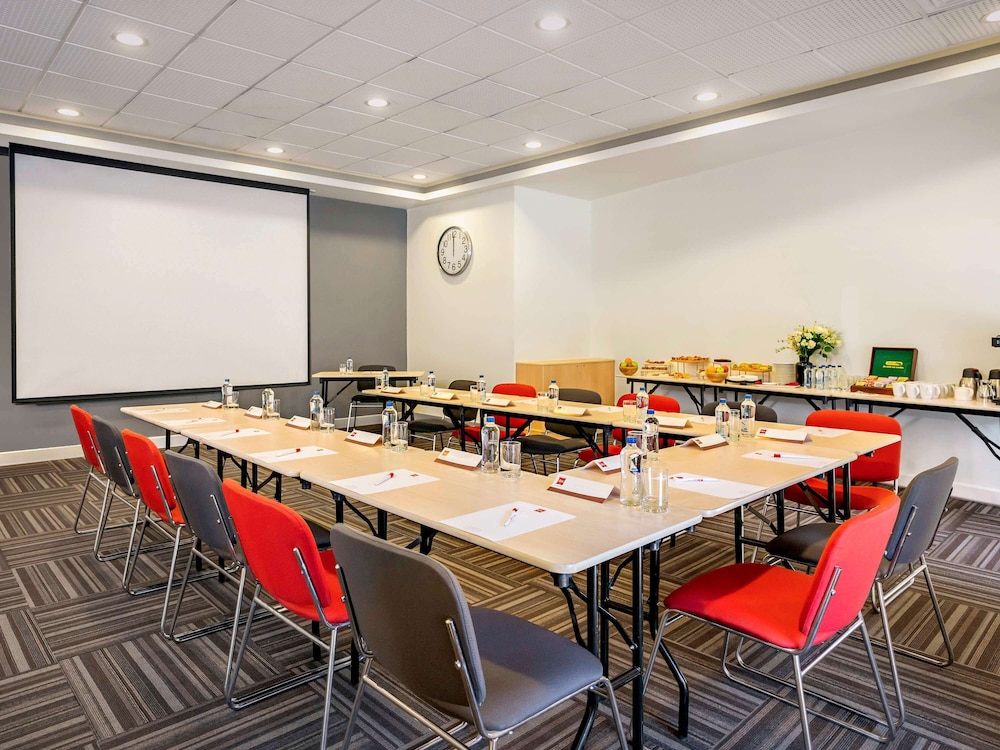 Ibis Izmir Alsancak 38/46
