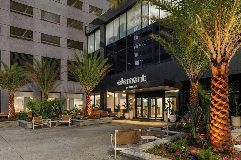 Element New Orleans Downtown 2/50