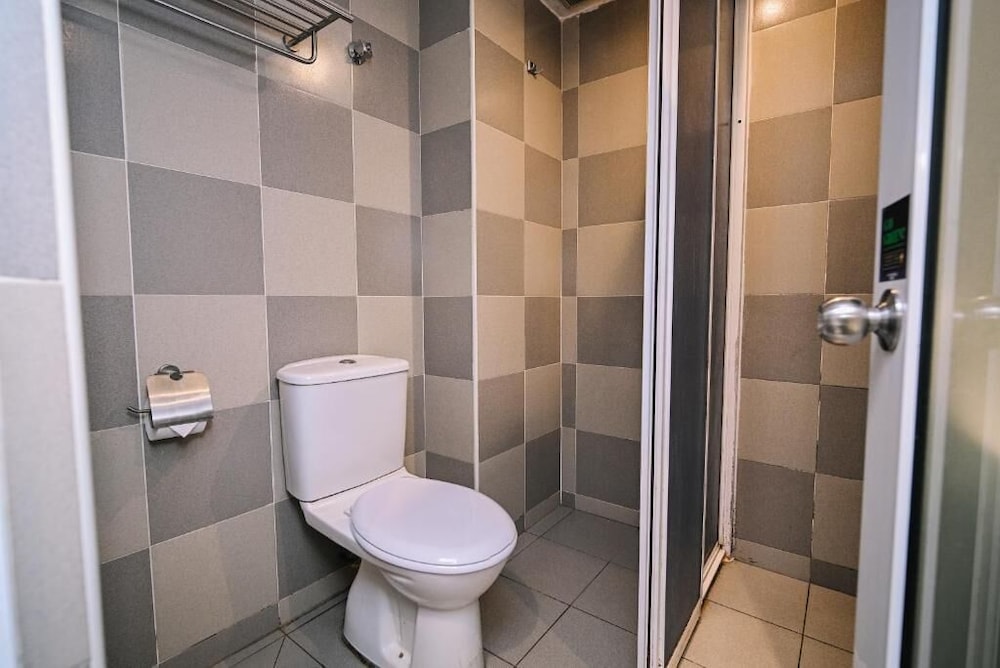 Kingston Hotel 1 @ Bukit Bintang 54/59
