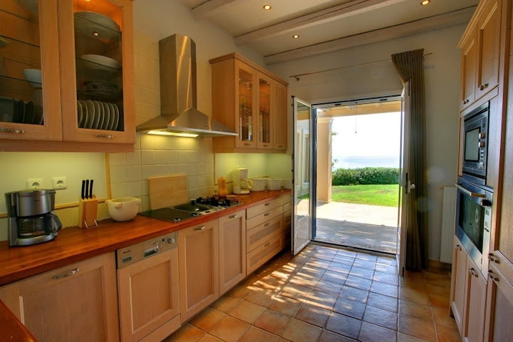 Monambeles Villas