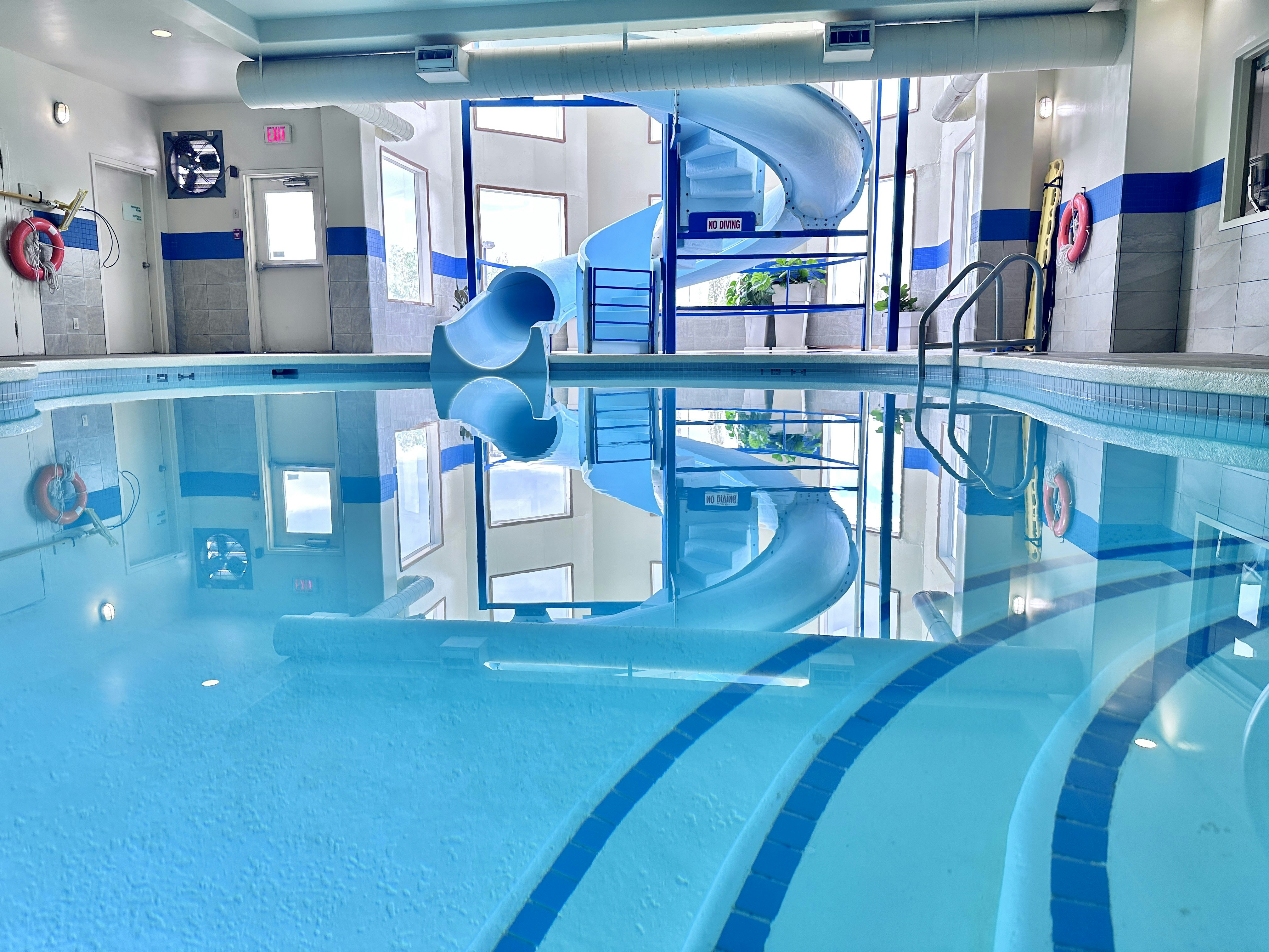 Holiday Inn Suites Regina 57/62