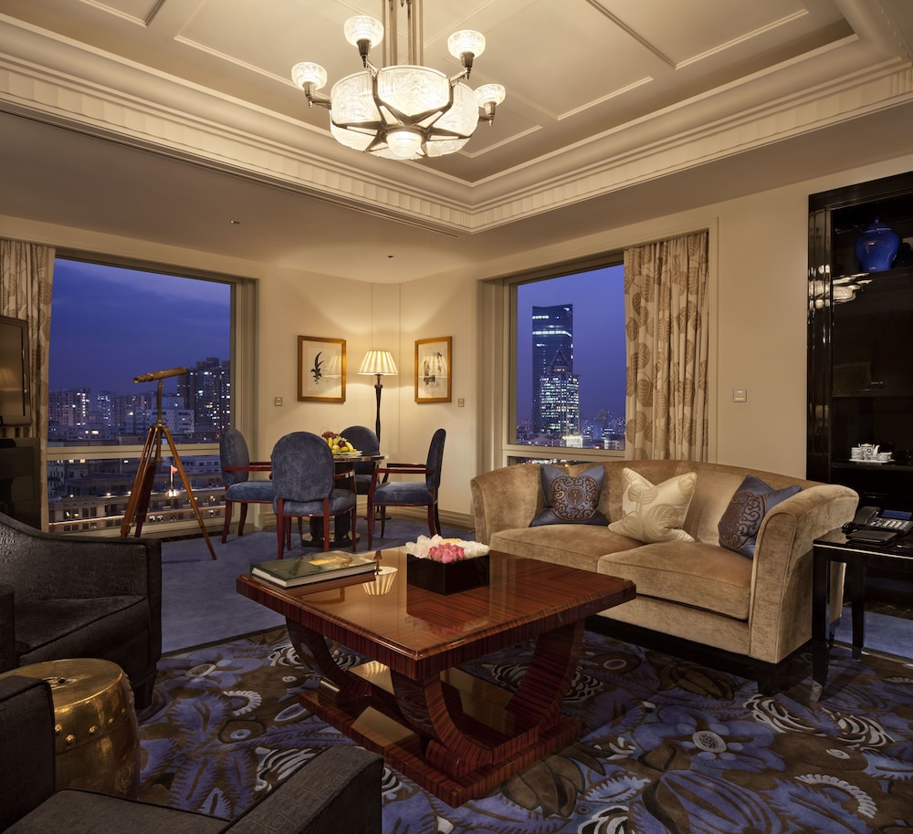 The Peninsula Shanghai 32/48