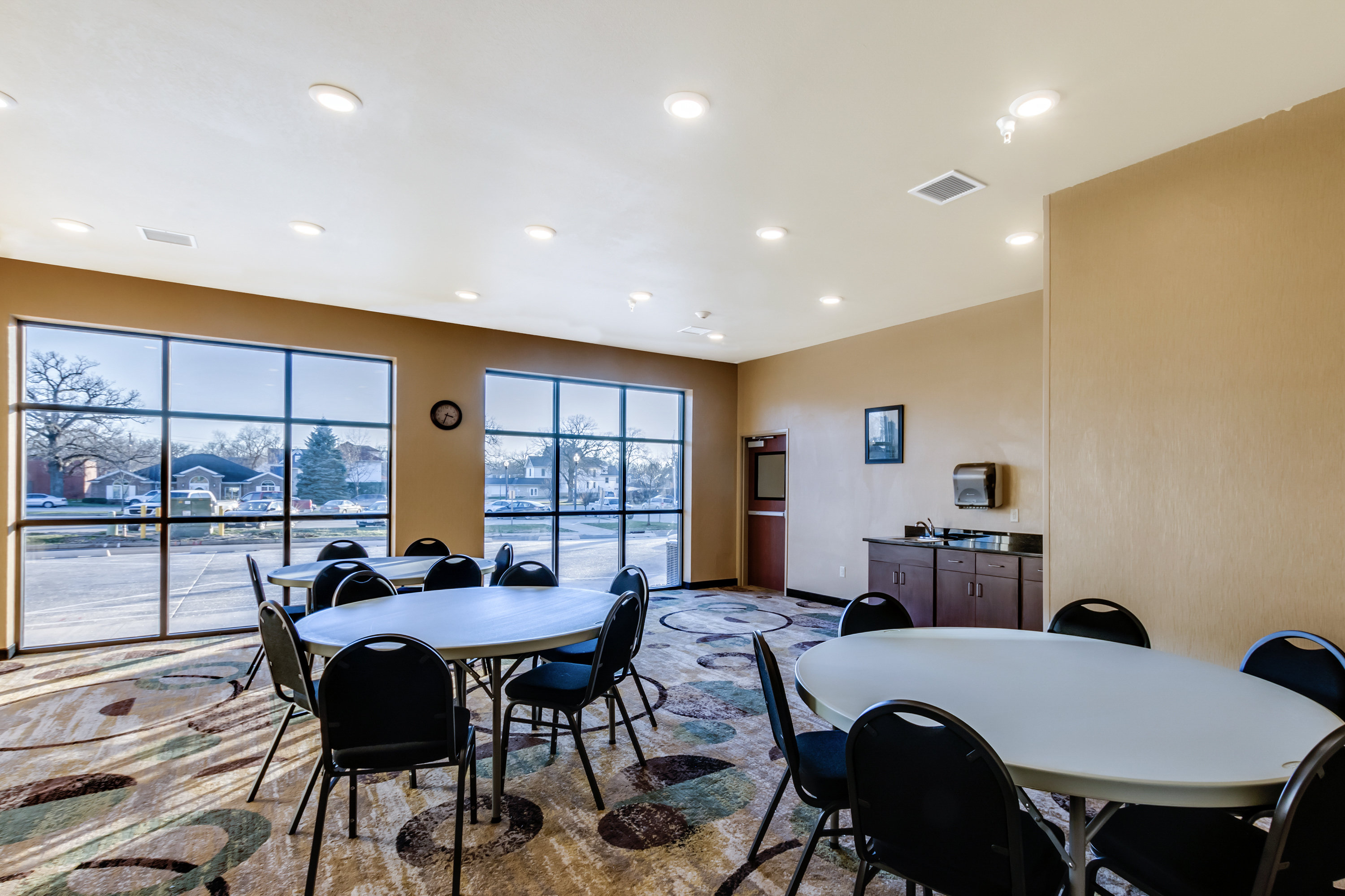 Cobblestone Inn Amp Suites Waverly 44/61