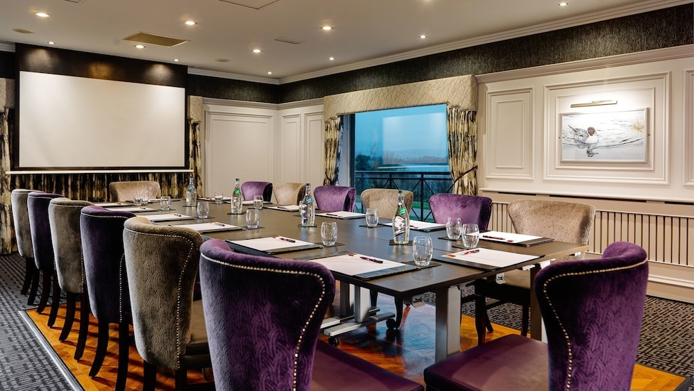 Killyhevlin Lakeside Hotel & Lodges 28/38