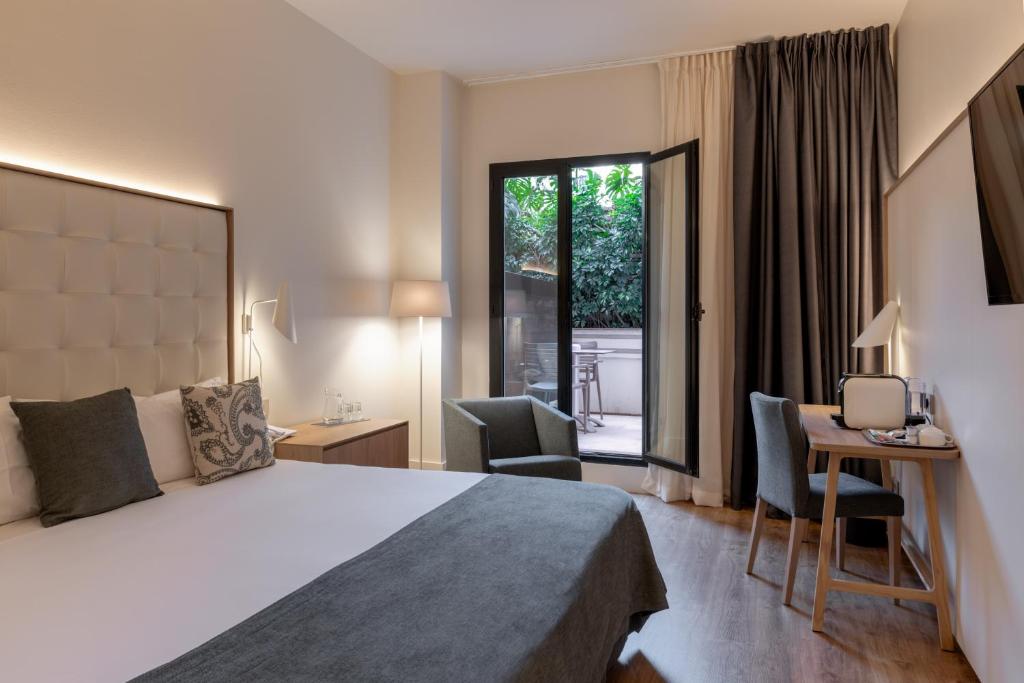 Superior, Double or Twin Bed