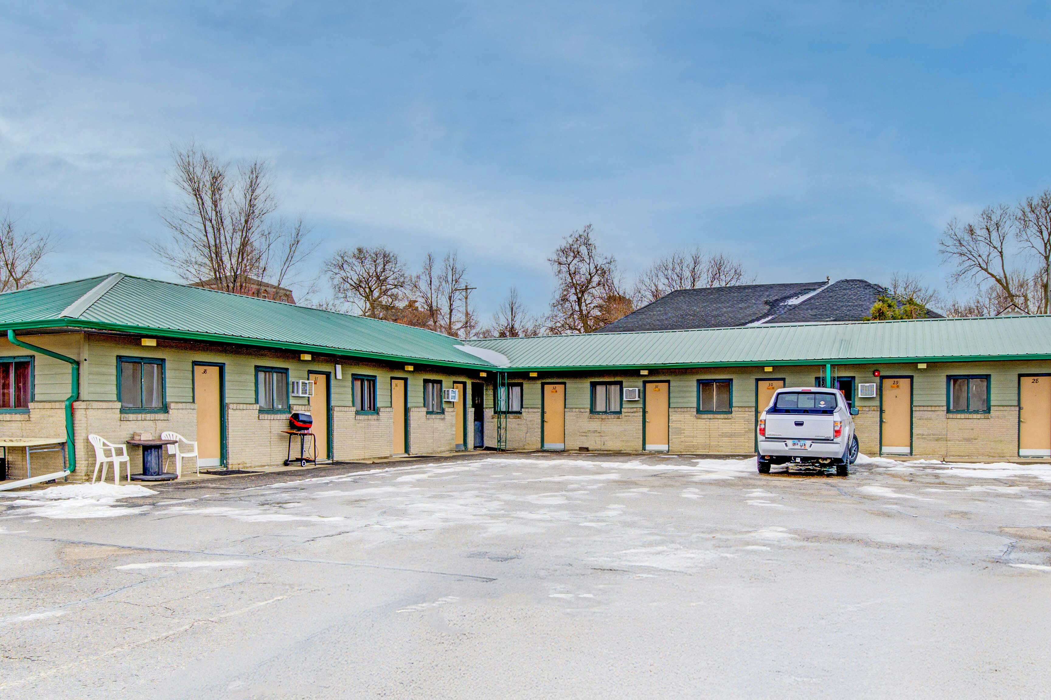 Bel Aire Motel Chamberlain Near Missouri River I 90 27/36