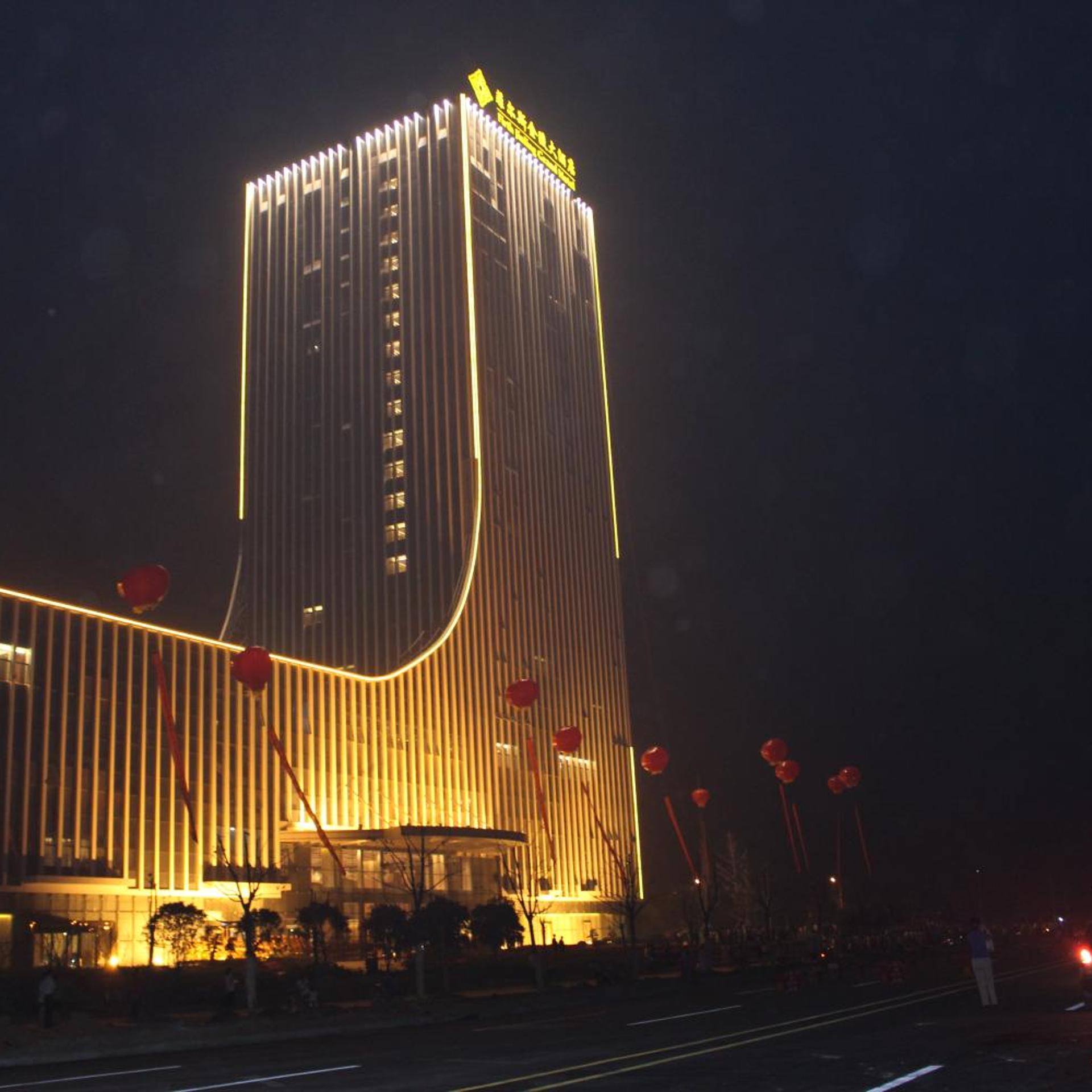 Firth Jinling Grand Hotel 6/75