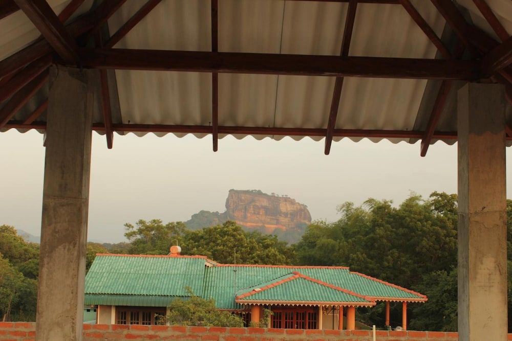 Sinhagiri Villa 18/37