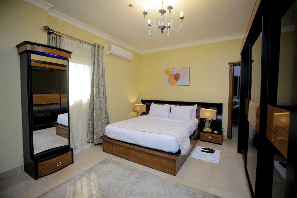 Cairo Taj Dokki Families Tower Hotel 20/57