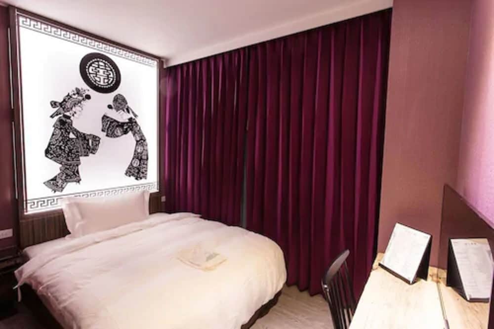 COMFORT, DOUBLE BED