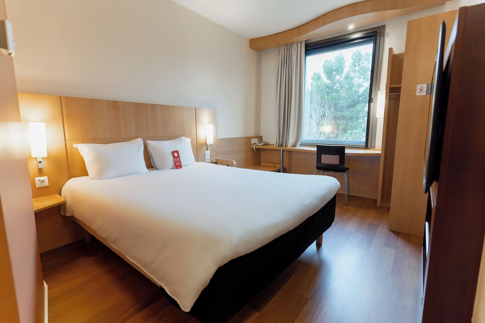Ibis Barcelona Mollet 24/76