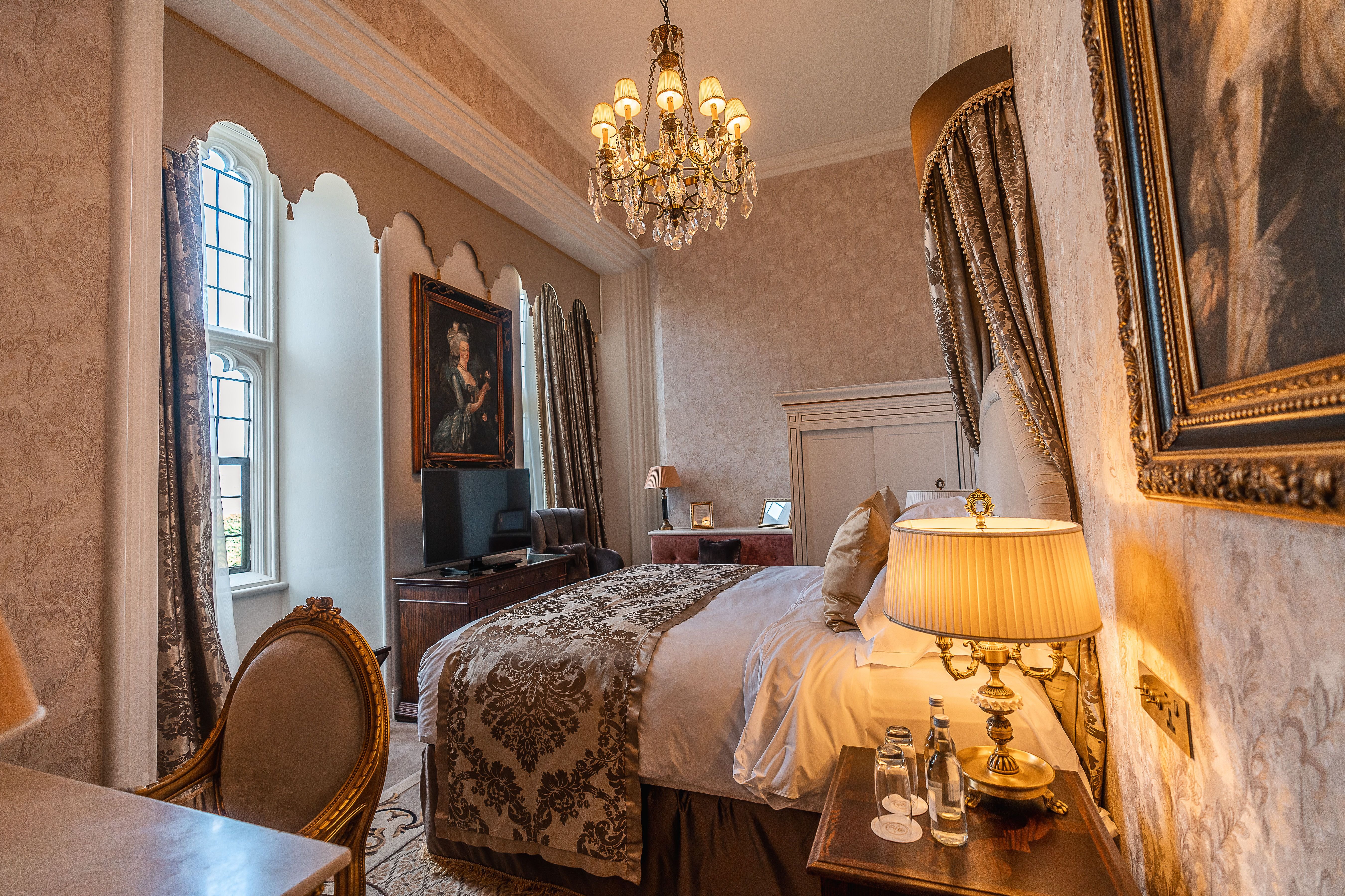 Thornbury Castle 3/24