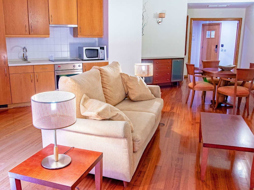 MS Aparthotel 45/69