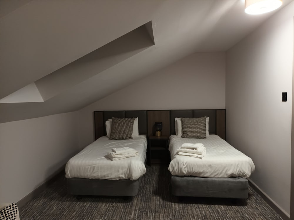 The Corn Mill Lodge Hotel 19/56