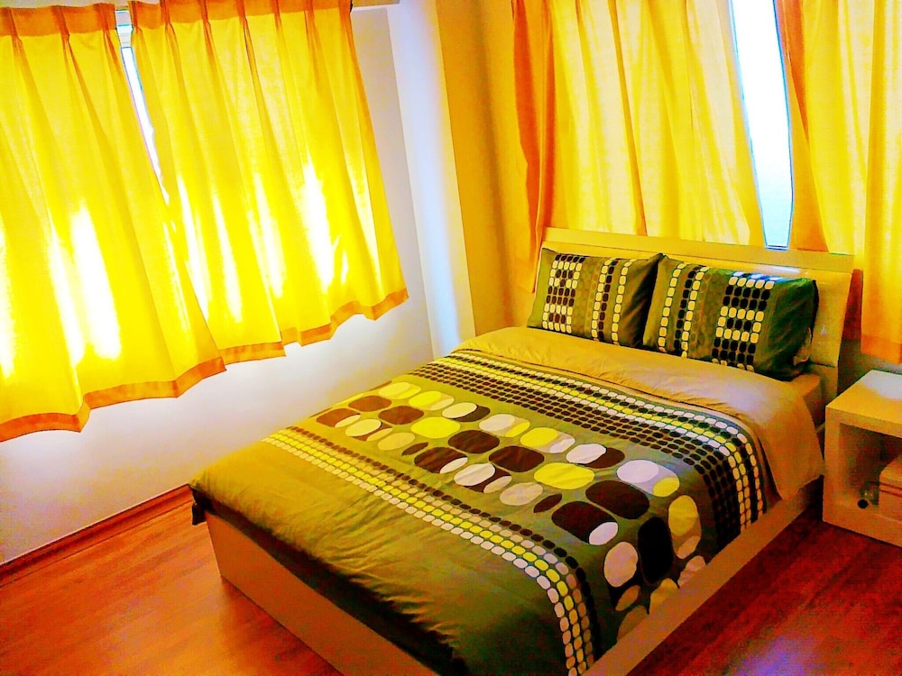 3 BEDROOMS, DELUXE, APARTMENT