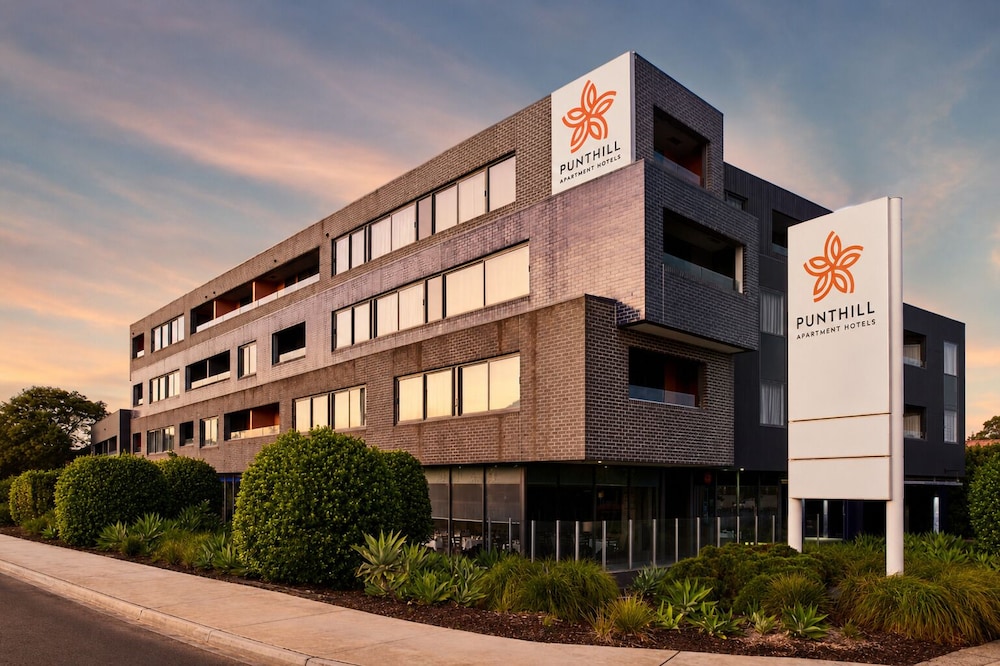 Punthill Oakleigh 2/50