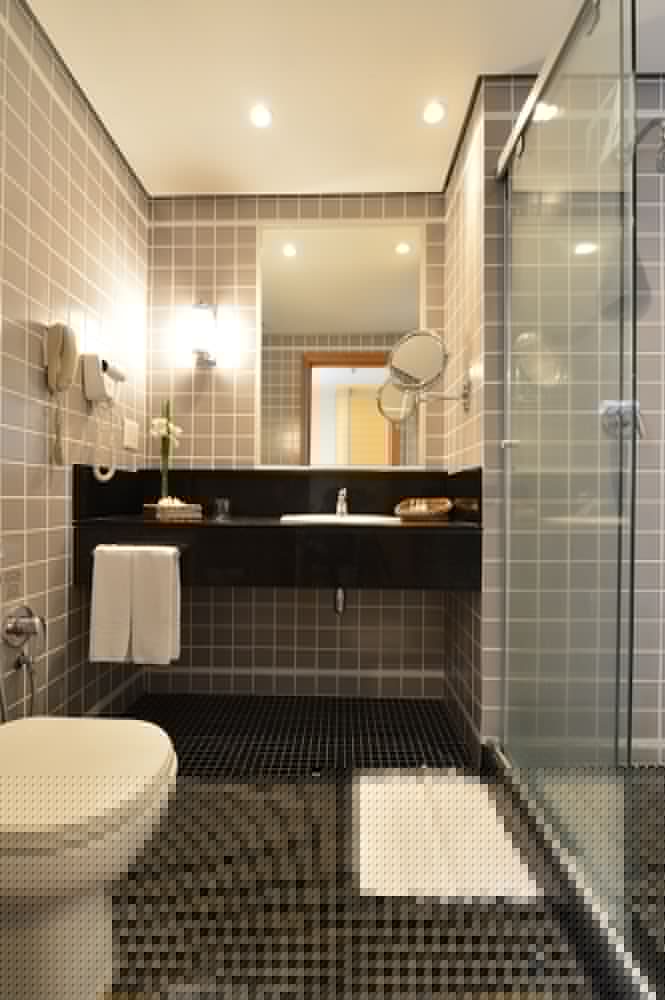 Pestana Curitiba 8/81