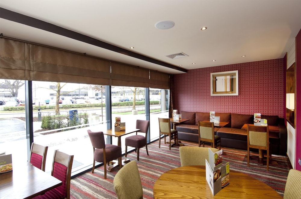 Premier Inn Warwick 40/53