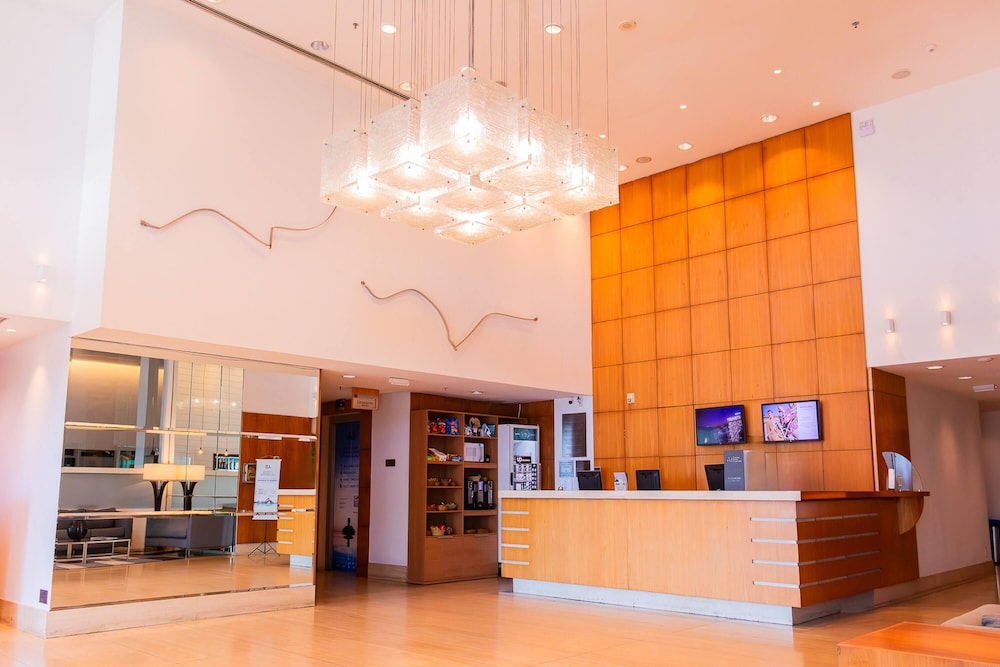 Mercure Macae Hotel 12/77