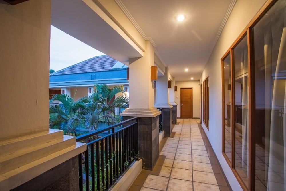 Svarna Hotel Sanur 27/48