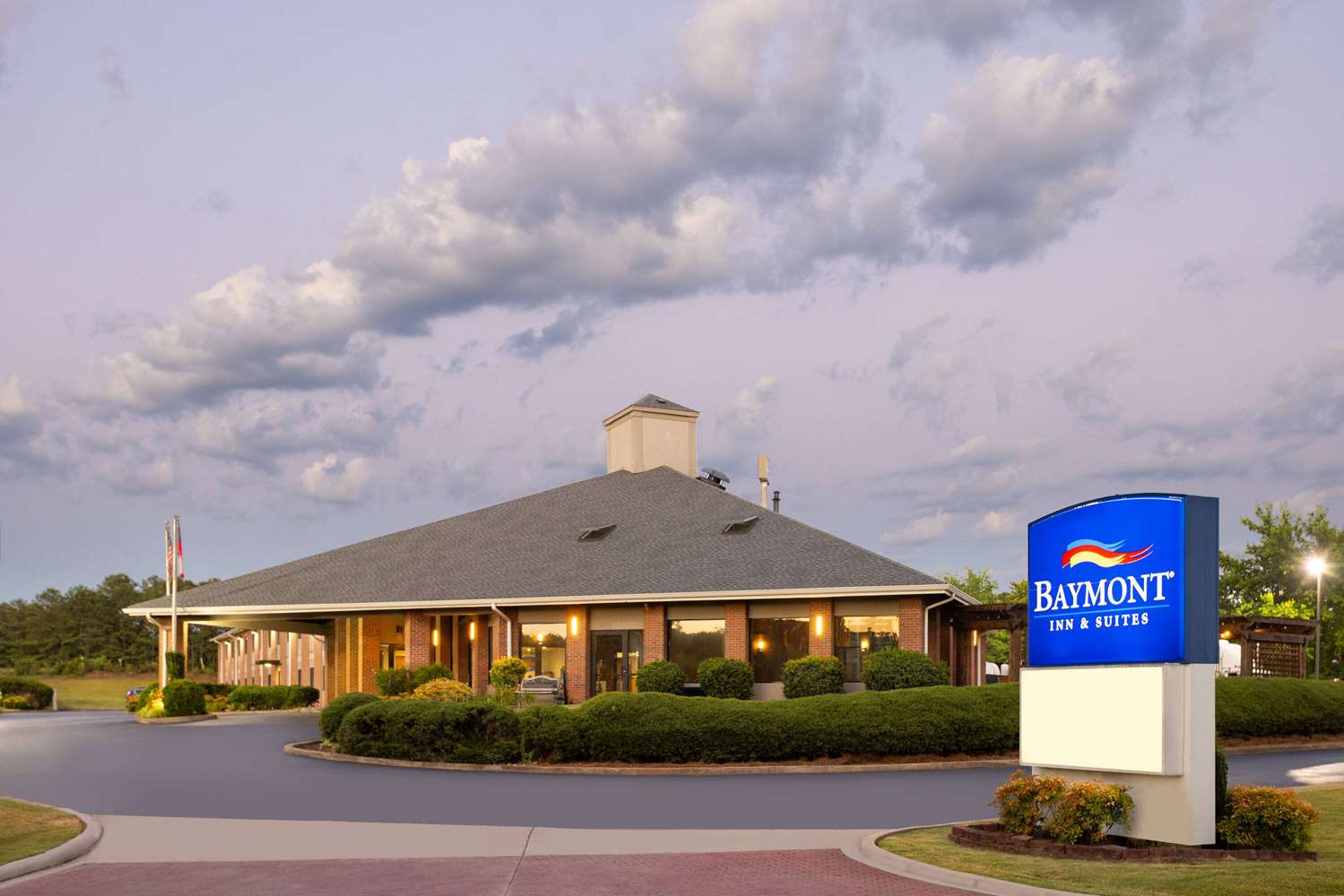 Baymont By Wyndham Lagrange 2/16