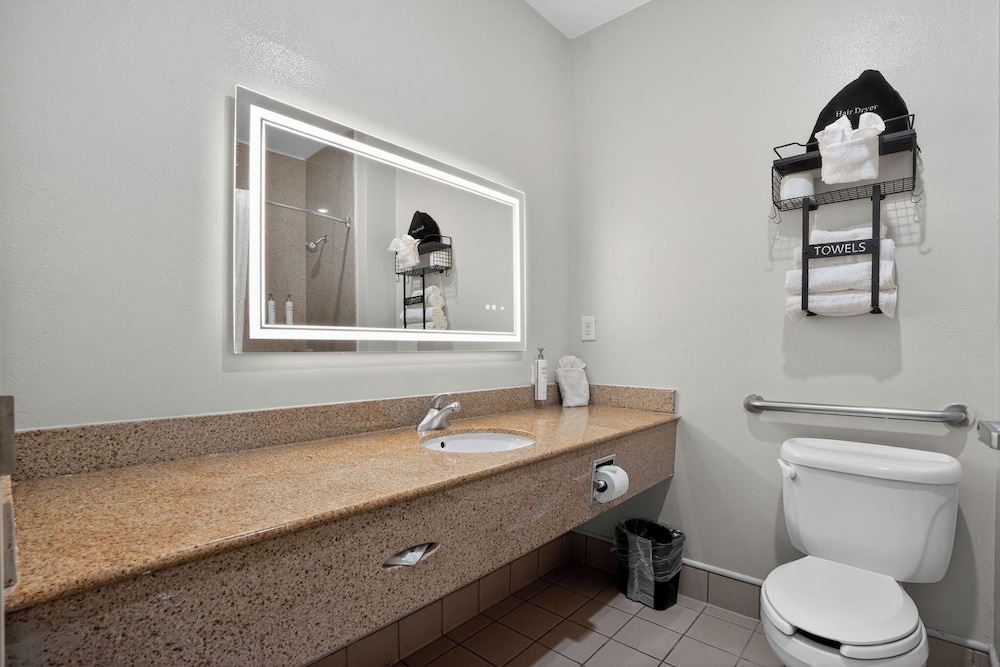 Sonesta Essential Hotel Houston-I-45 Spring 42/47