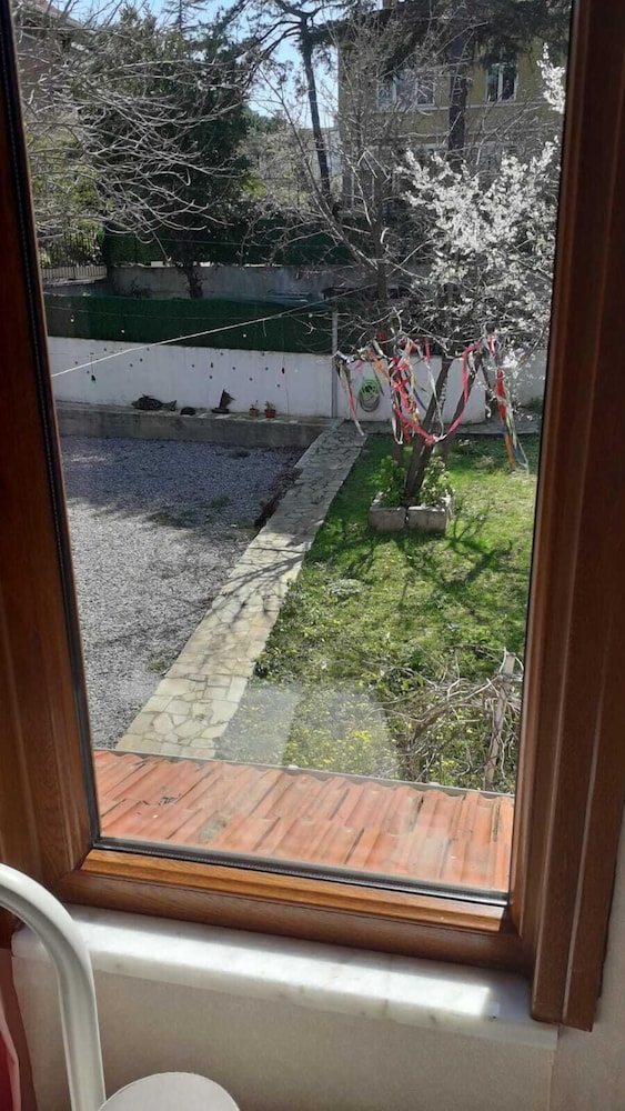 Elisa Butik Otel 24/40