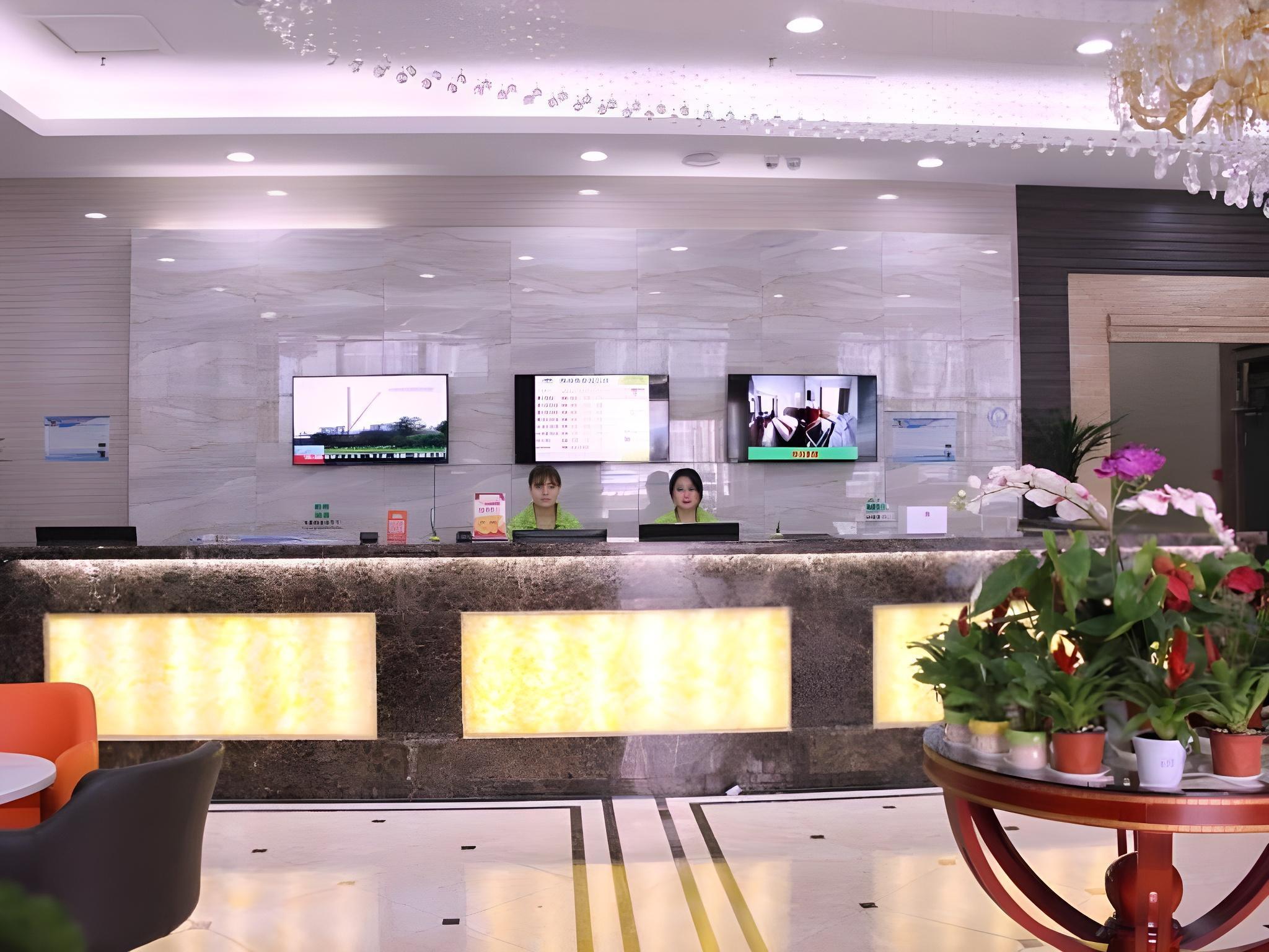 Lobby at GreenTree Inn Jiangsu Huai An Hexia Acient Town Zhou Enlai Memorial Hall Express Hotel, Huaian