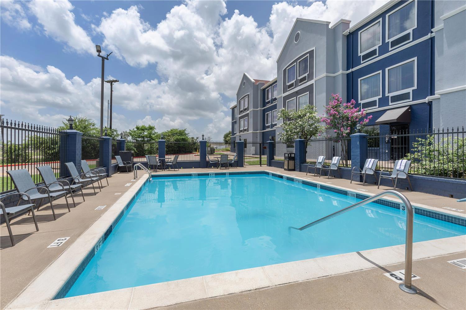 Best Western Executive Inn Corsicana 25/25