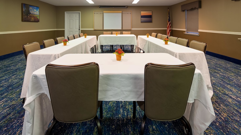 Best Western Parkside Inn 42/47
