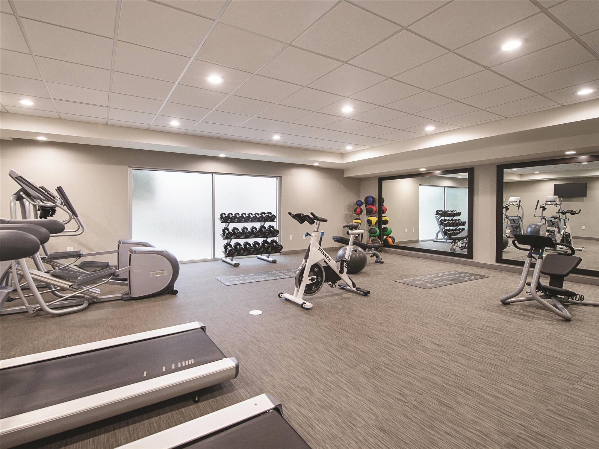 La Quinta Inn & Suites by Wyndham Atlanta Alpharetta 27/37