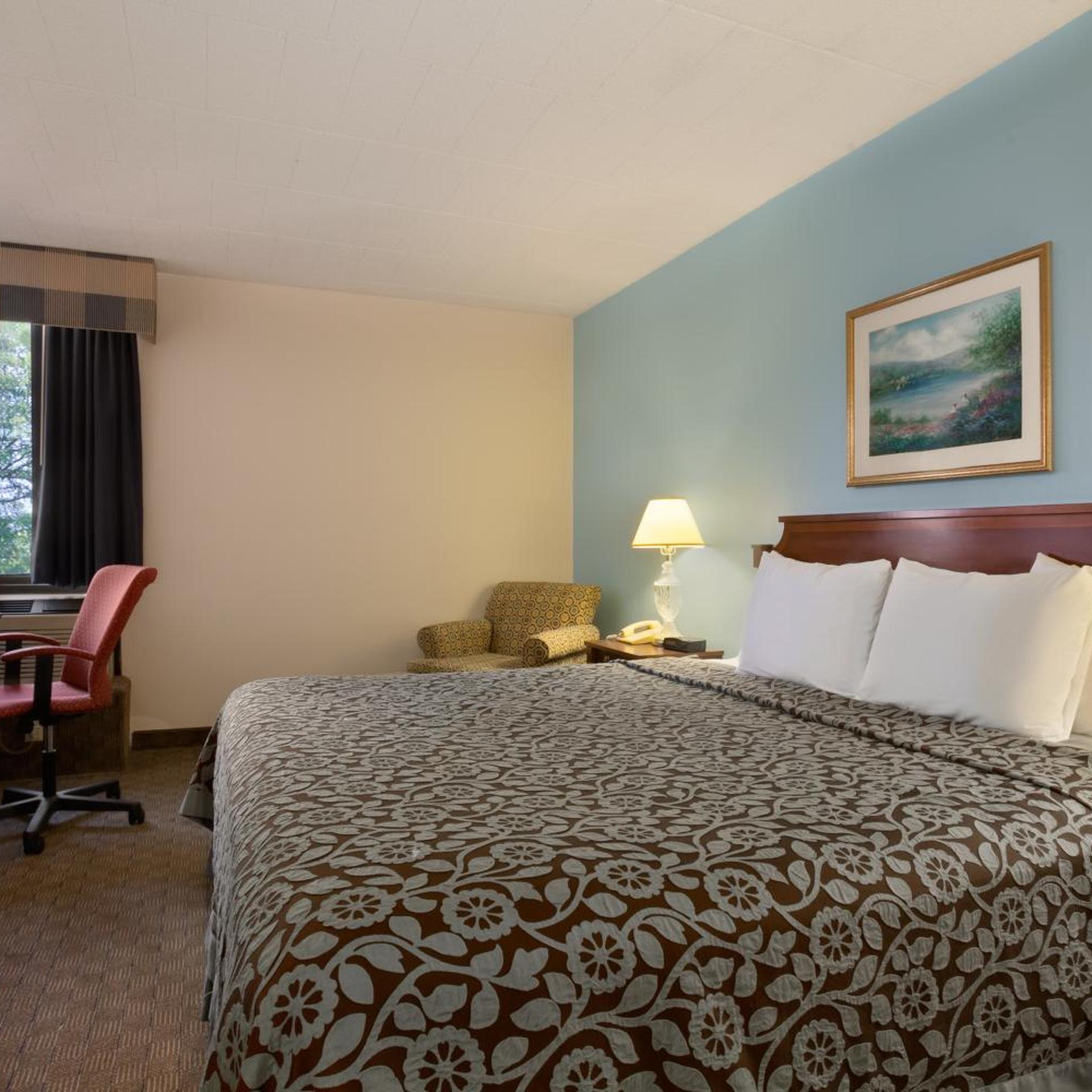 Days Inn by Wyndham Reading Wyomissing 8/26