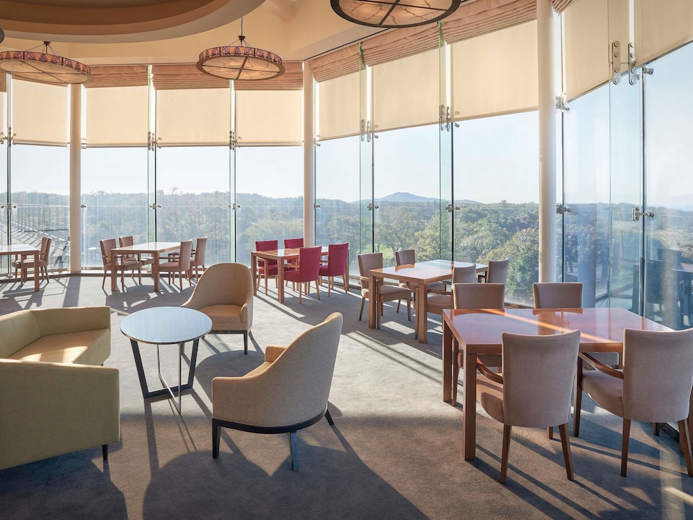 Mercure Ambassador Jeju 38/46