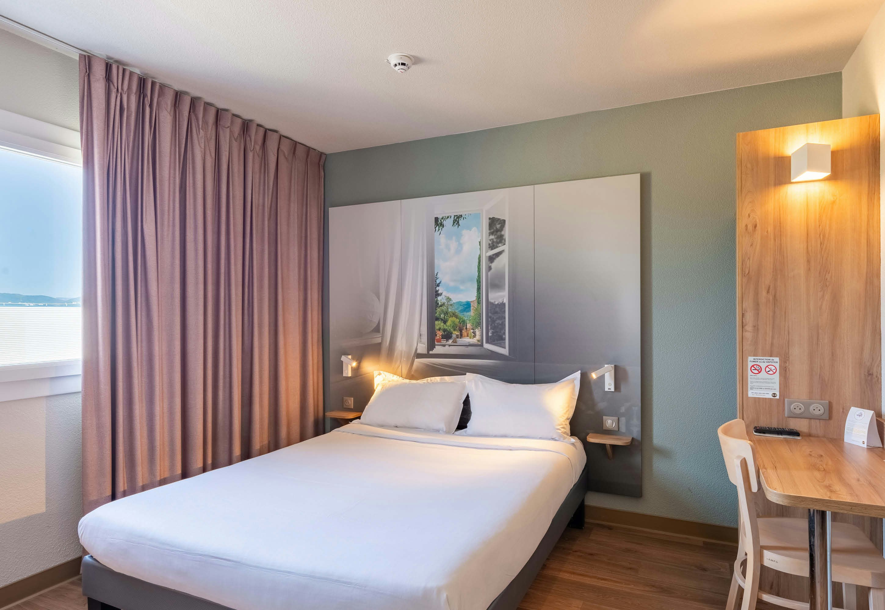 B And B Hotel Montelimar Sud 15/38
