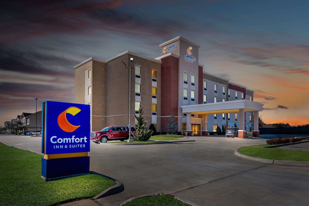 COMFORT INN & SUITES NEWCASTLE - OKLAHOMA CITY 4/47