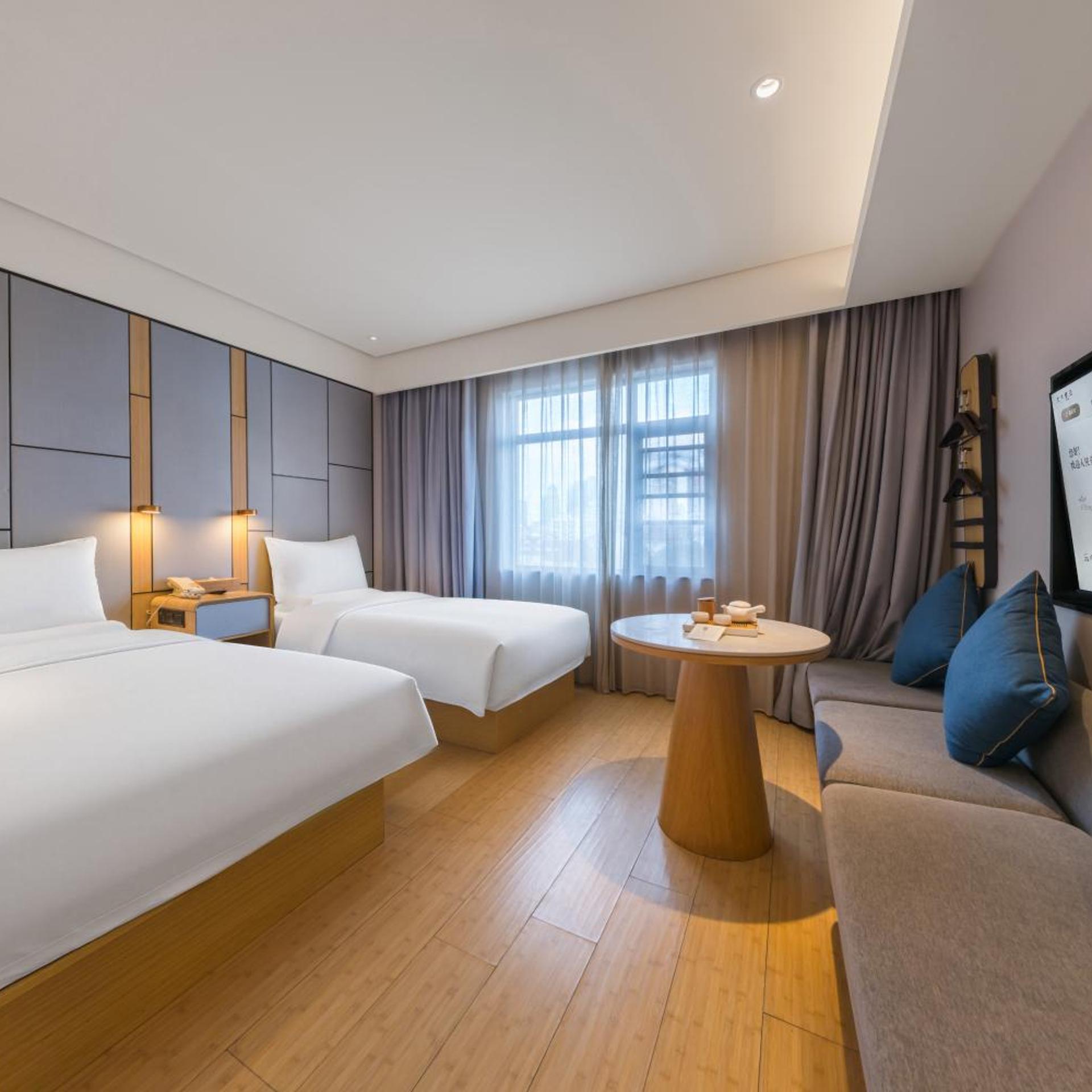 Ji Hotel (Shanghai The Bund Jinling East Road) 17/50