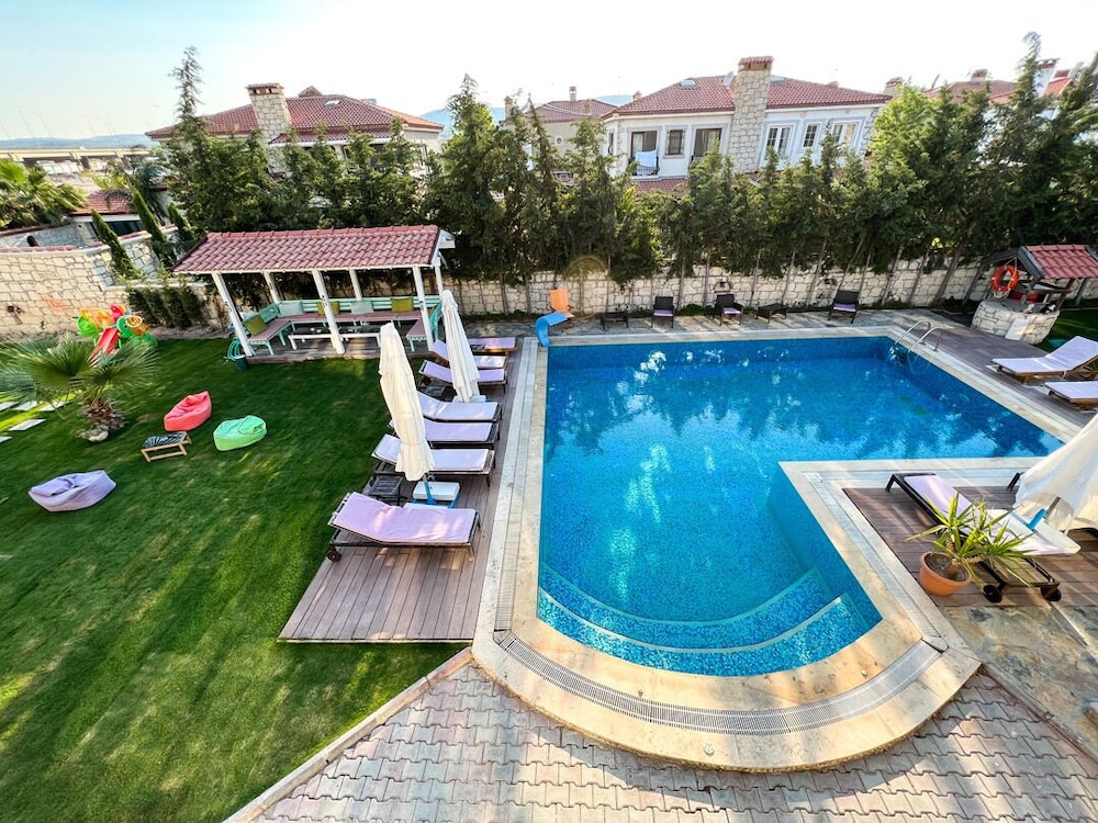 Gonulhan Hotel 34/54