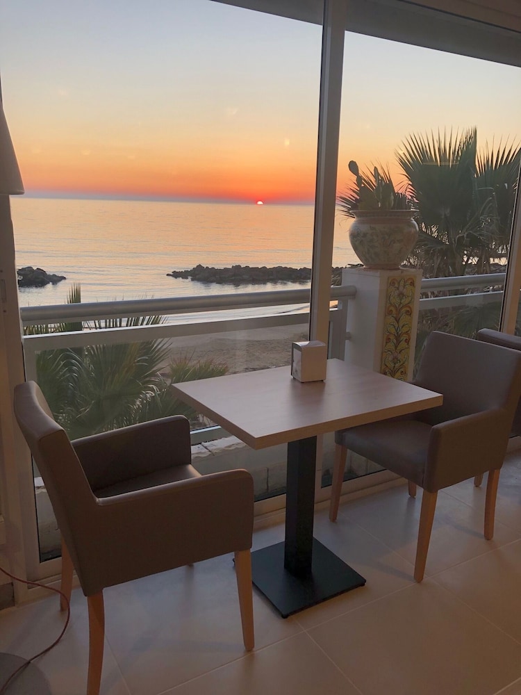 Hotel Sul Mare Al Gabbiano 20/50