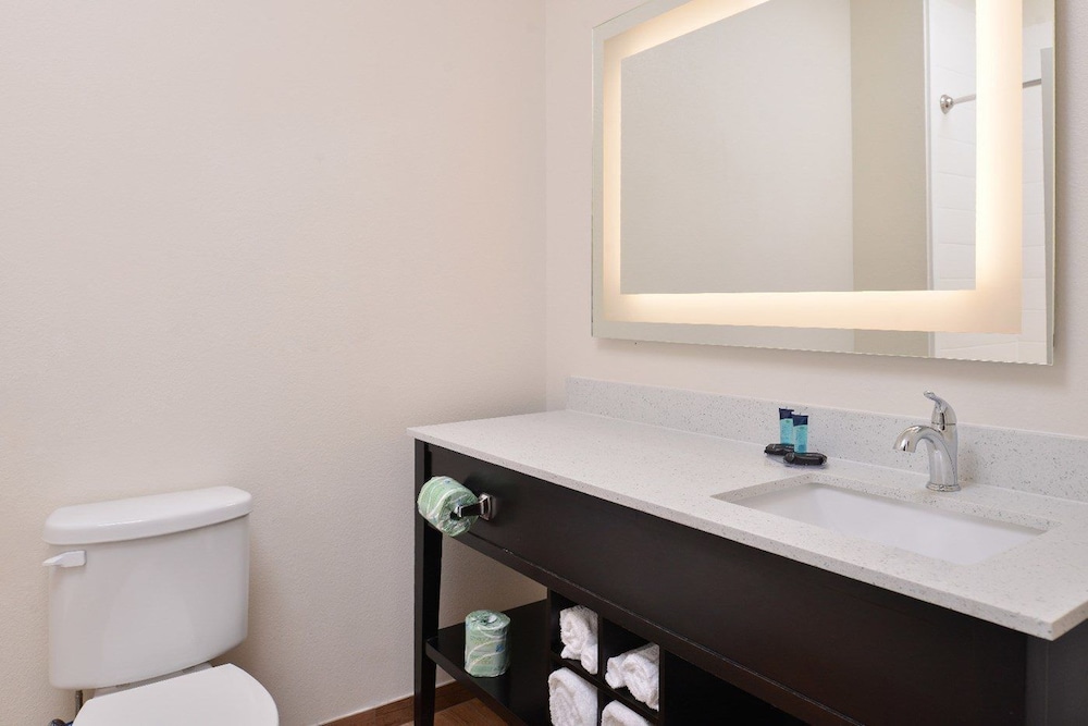 Americas Best Value Inn 46/51