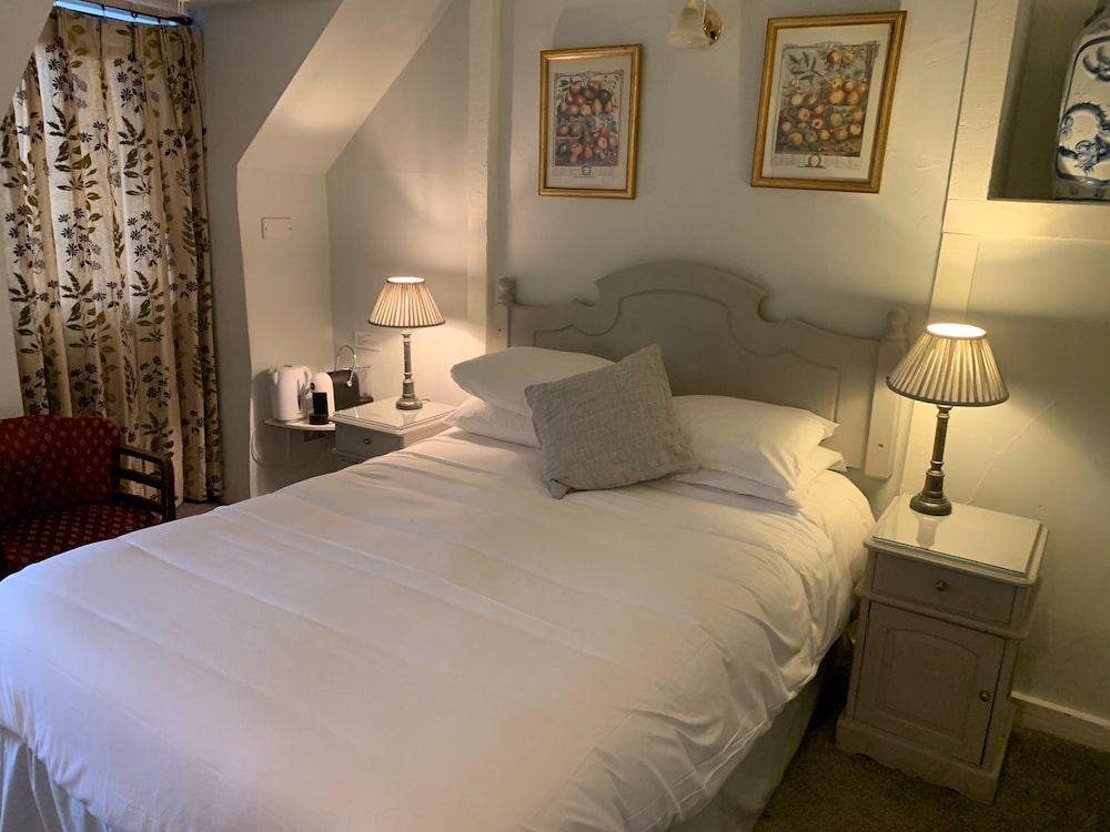 The White Hart Inn 24/55
