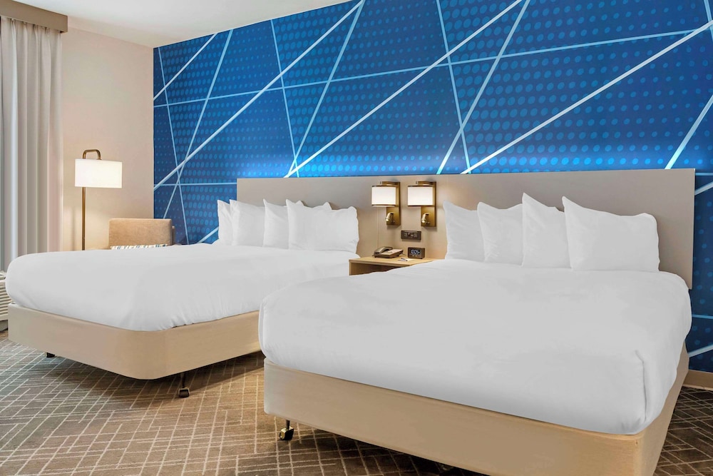 SUITE, 2 QUEEN BEDS