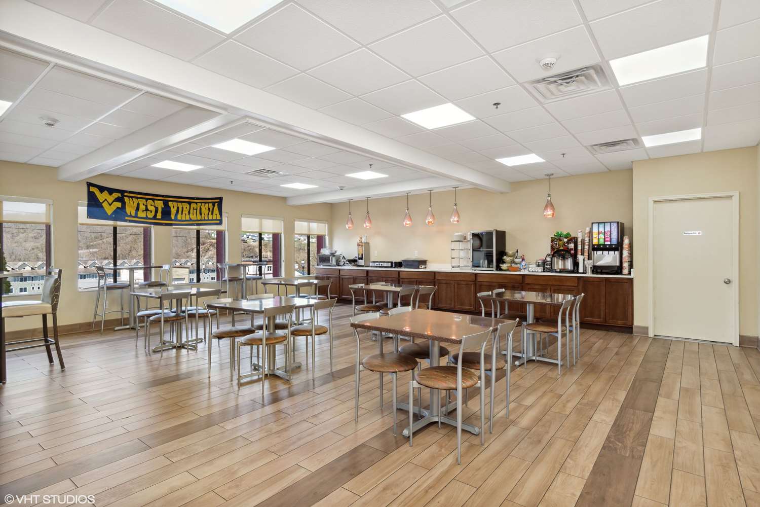 Quality Inn & Suites Morgantown - University Area 5/6
