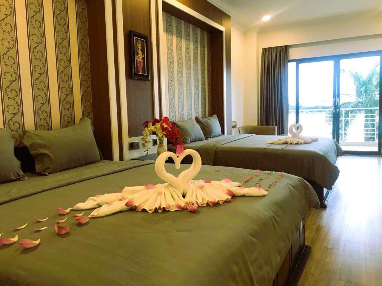Vip, Suite, Twin Beds