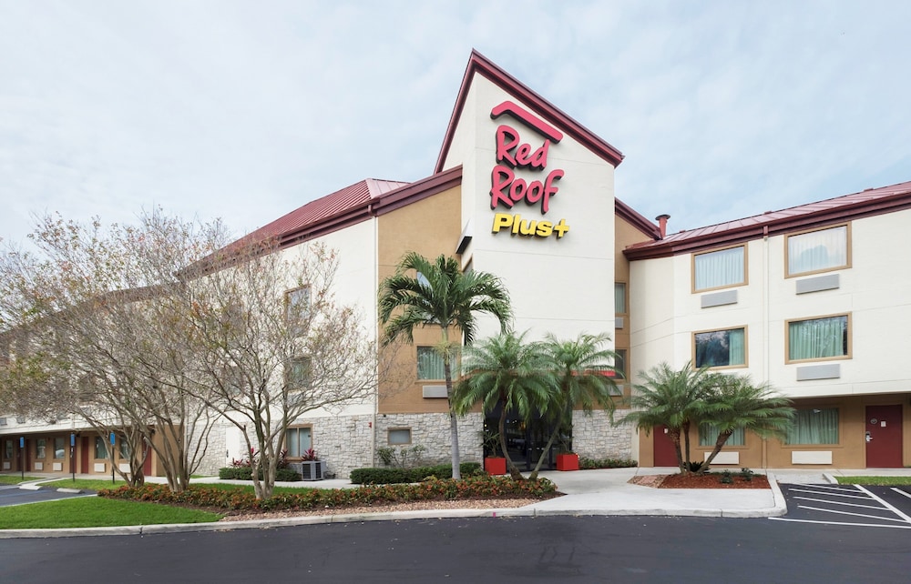 Red Roof PLUS West Palm Beach 5/24