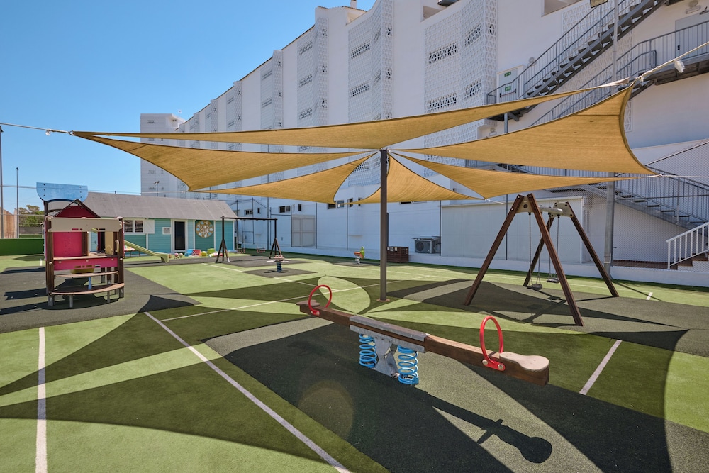 Grupotel Port d Alcudia 41/49